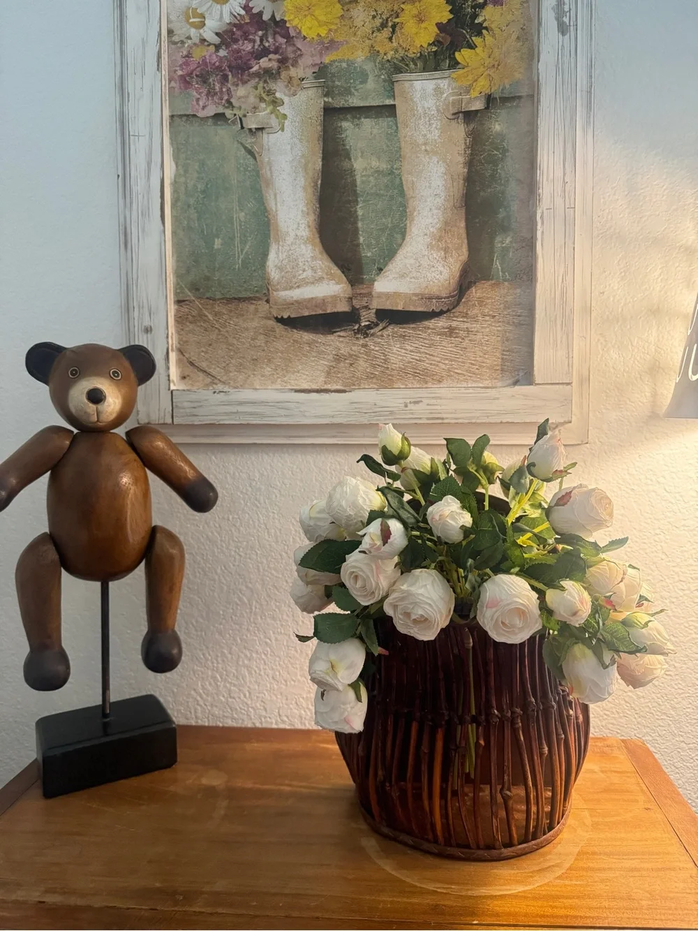 VINTAGE BAMBOO/ RATTAN WALL SCONCE PLANTER/Basket